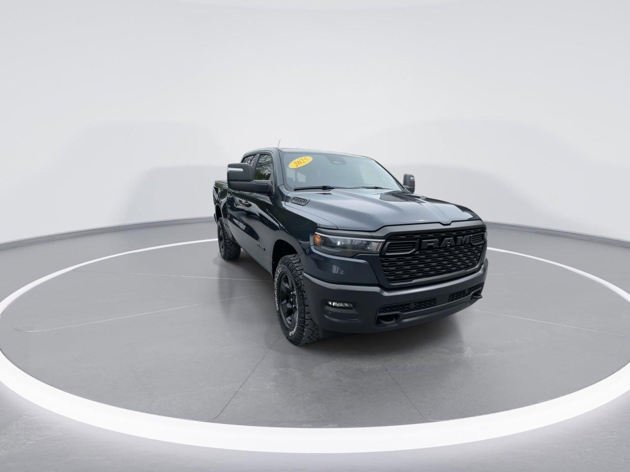 Used 2025 RAM 1500 Classic Warlock AWD/4WD image 2