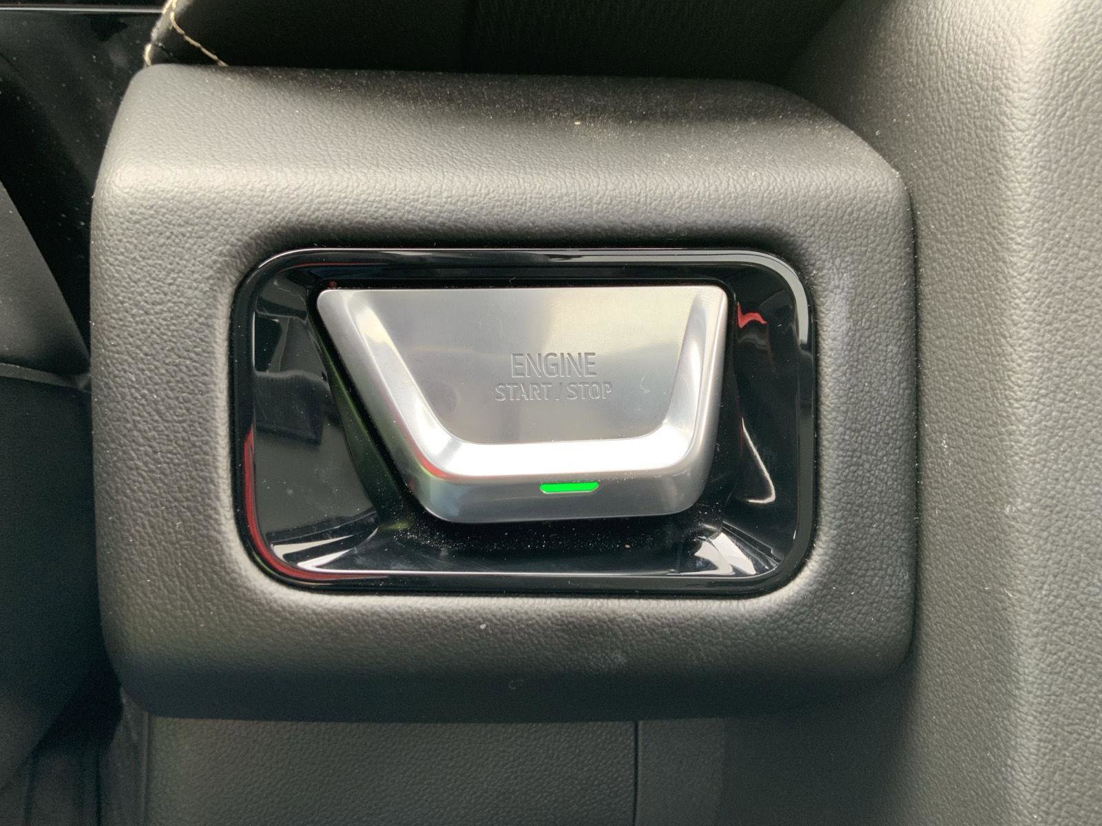 Used 2025 GMC Yukon Elevation w/ Elevation Premium Package image 38