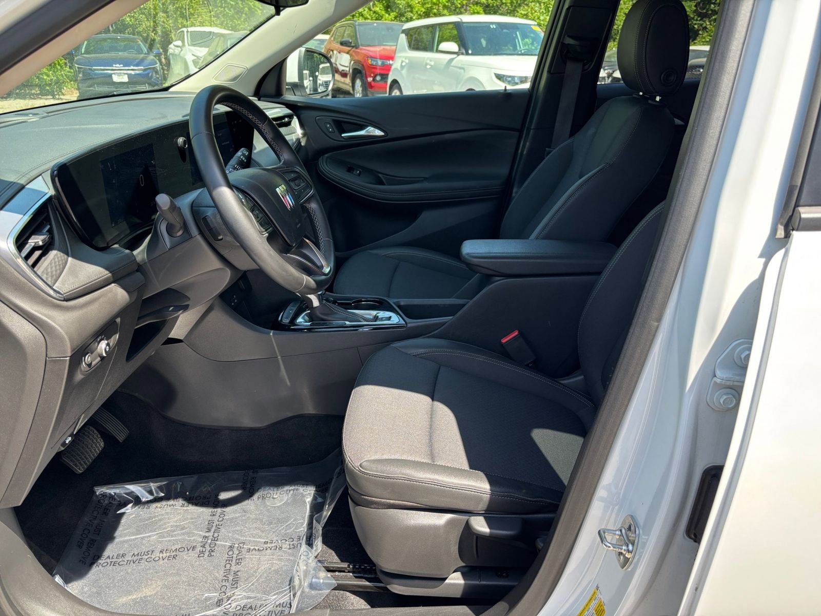 Used 2025 Buick Encore GX Preferred image 24