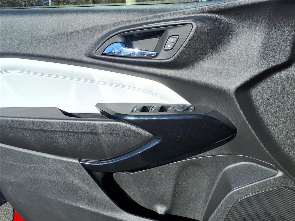 New 2026 Chevrolet Trax LT image 12