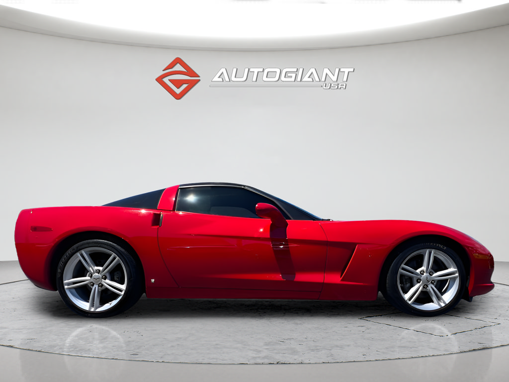 Used 2009 Chevrolet Corvette Coupe w/ Preferred Equipment Group RWD image 9