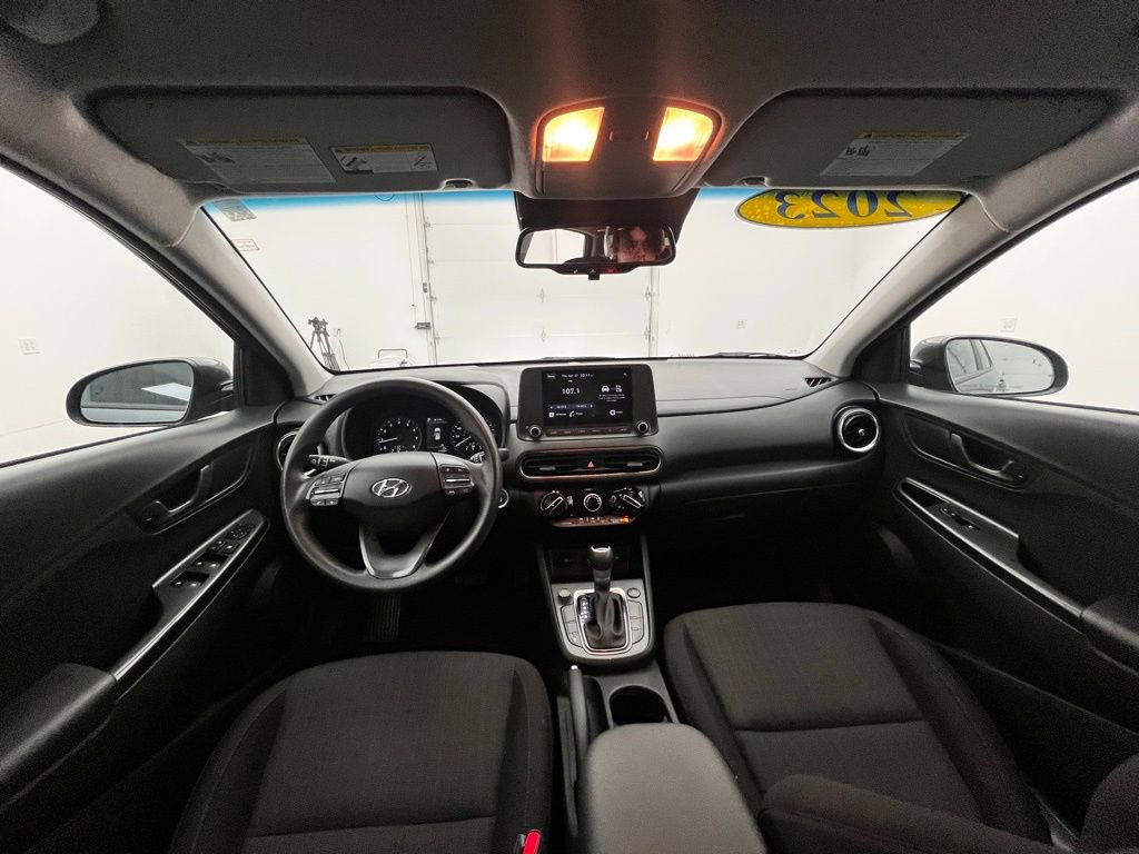 Used 2023 Hyundai Kona SEL w/ Cargo Package AWD/4WD image 4