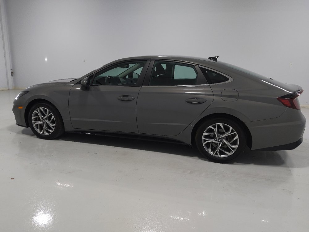 Used 2023 Hyundai Sonata SEL image 3
