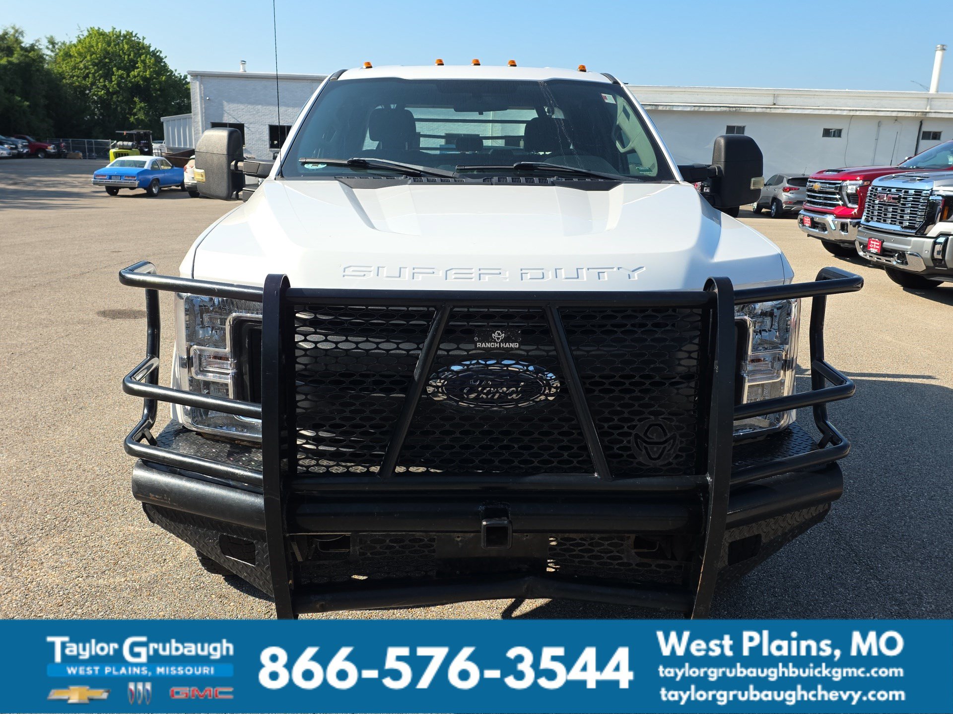 Used 2019 Ford F350 XL w/ XL Value Package AWD/4WD image 3