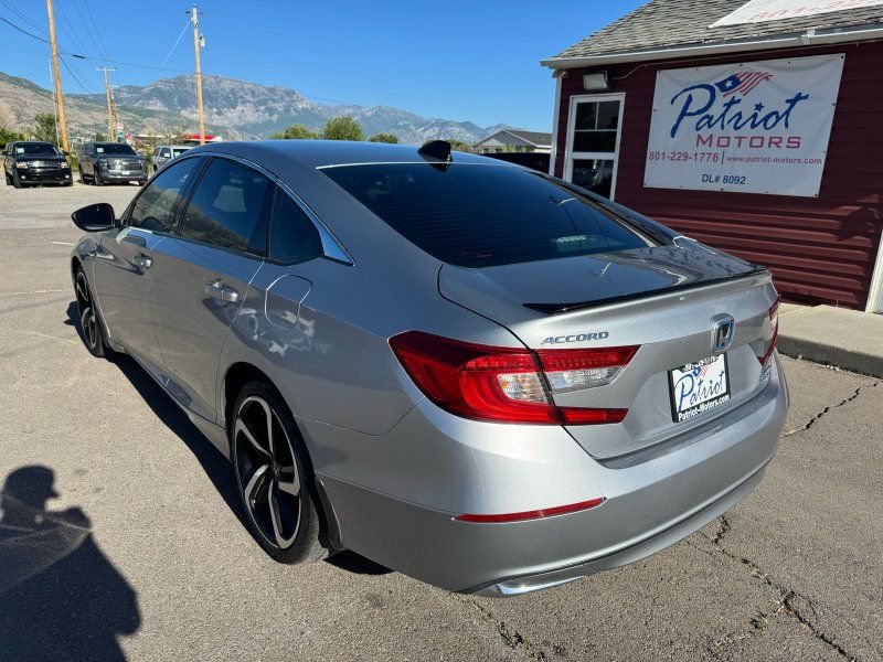 Used 2022 Honda Accord Sport image 3