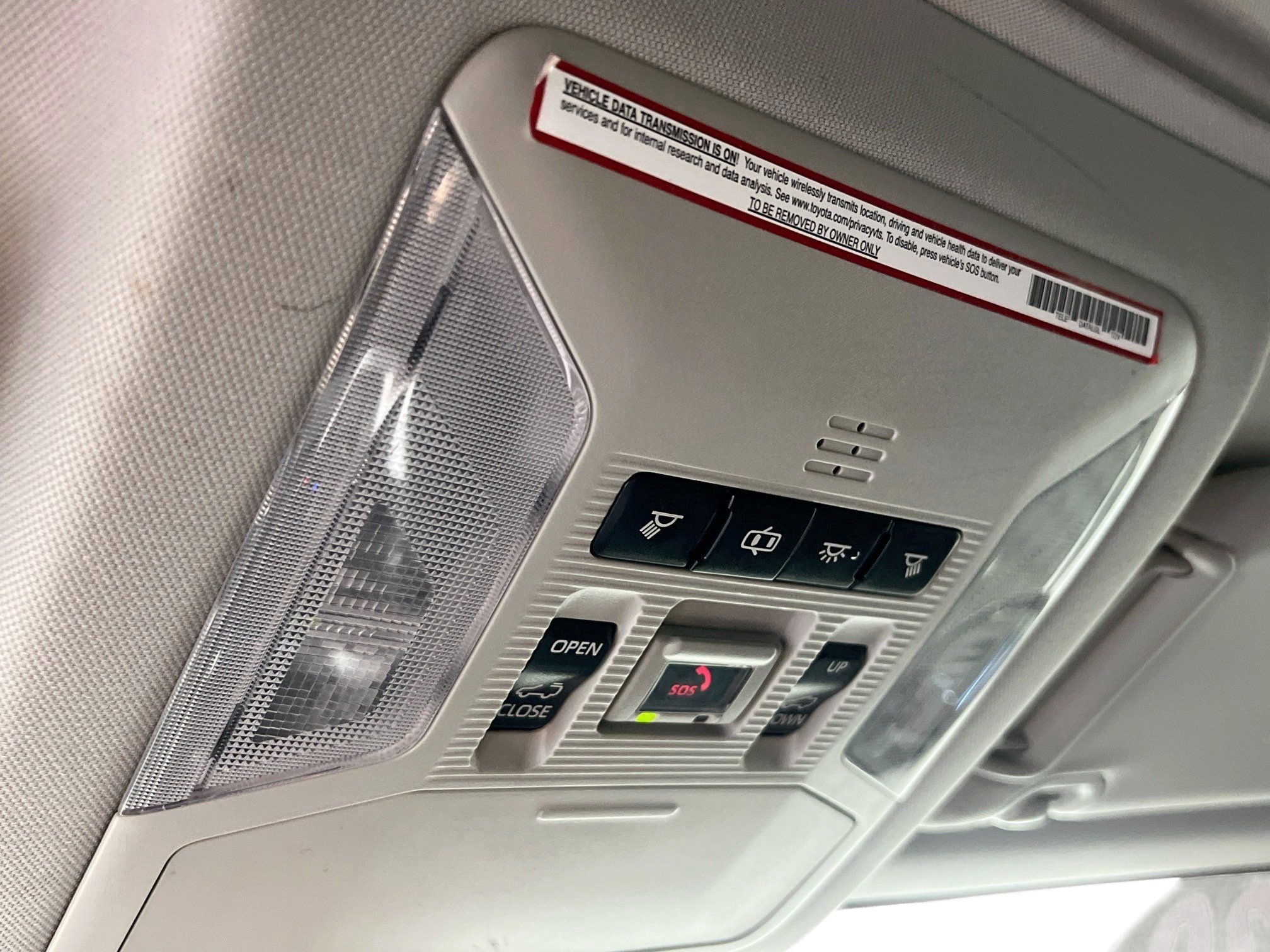 Used 2020 Toyota RAV4 XLE w/ Convenience Package FWD image 22