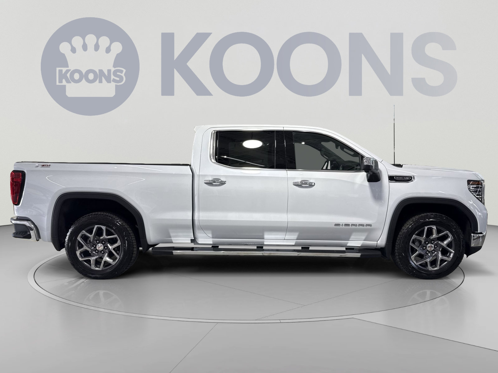 Used 2026 GMC Sierra 1500 SLT w/ SLT Premium Package AWD/4WD image 12