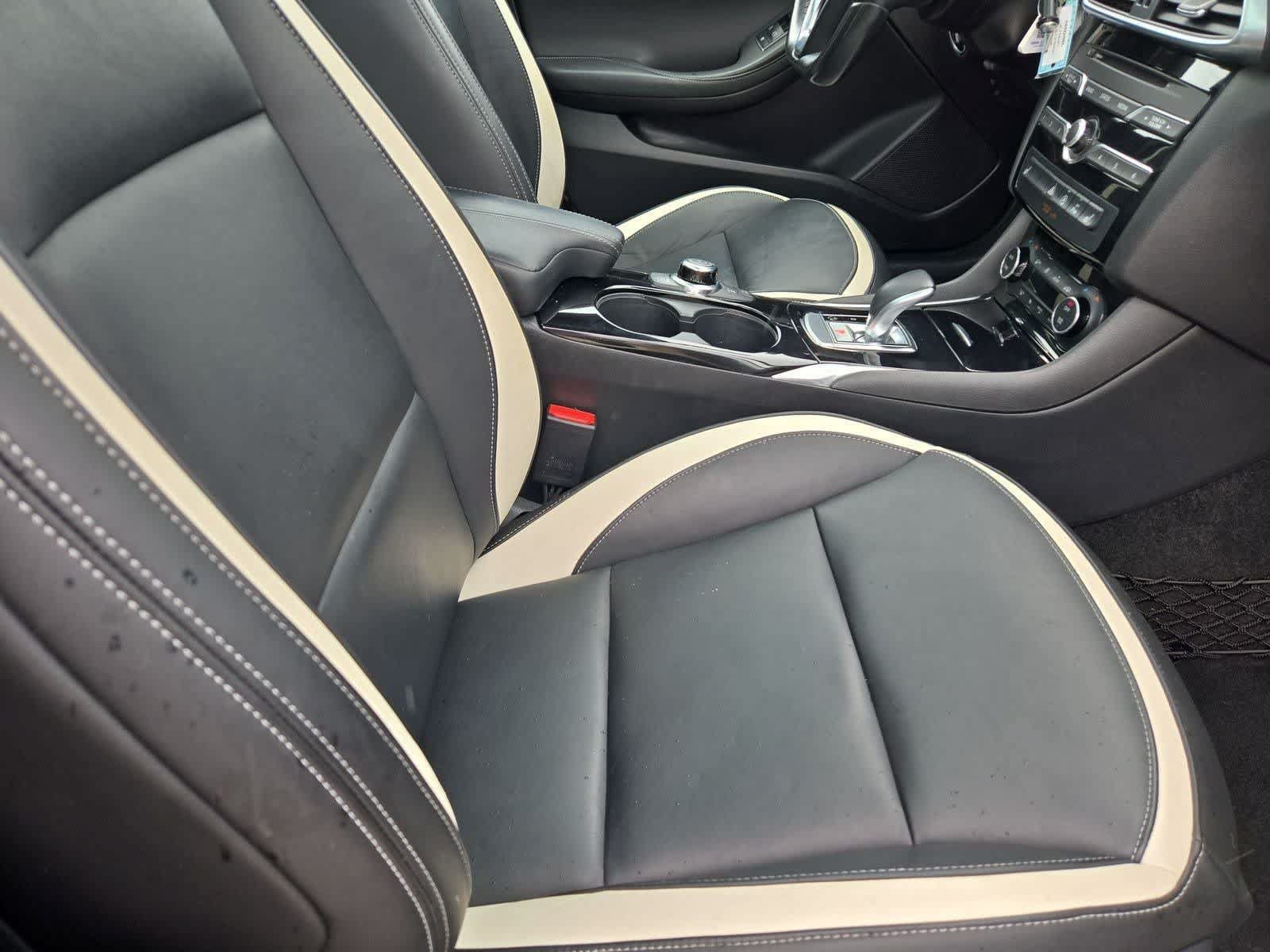 Used 2017 INFINITI QX30 Sport w/ Sport Leather Package FWD image 21
