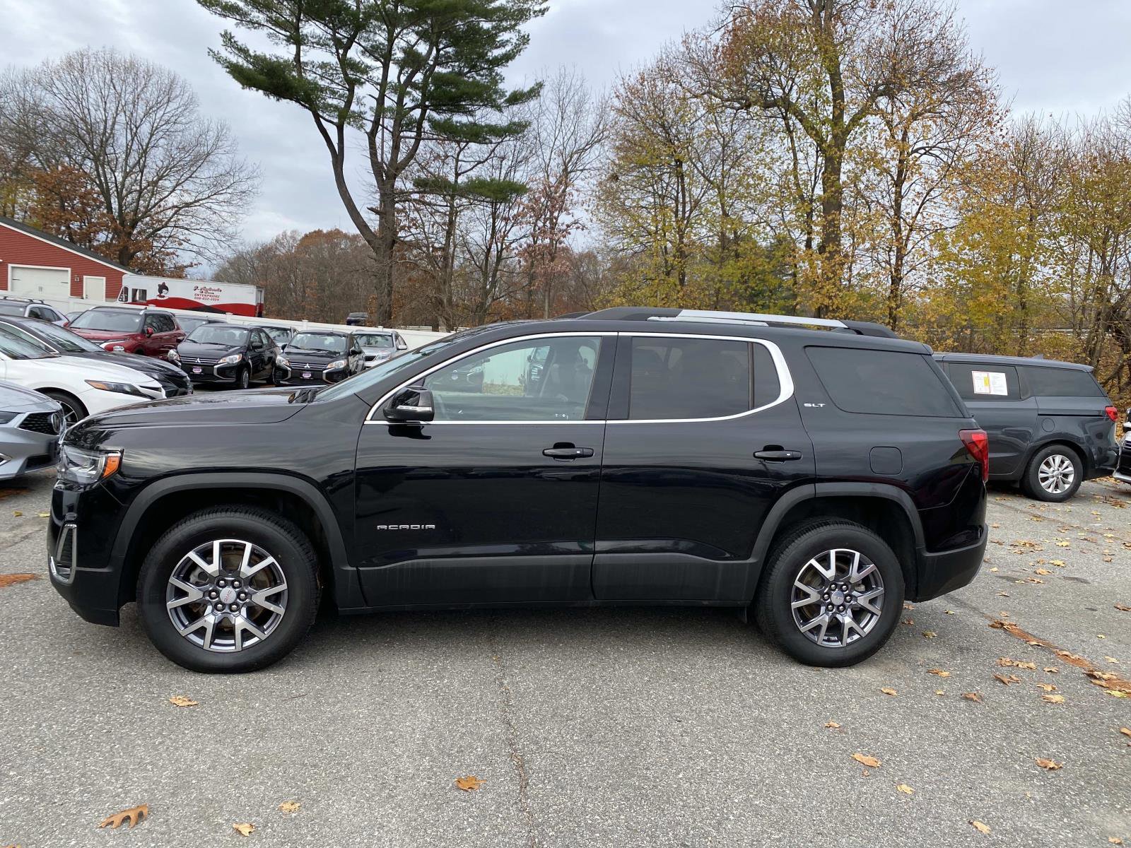 Used 2023 GMC Acadia SLT video 2