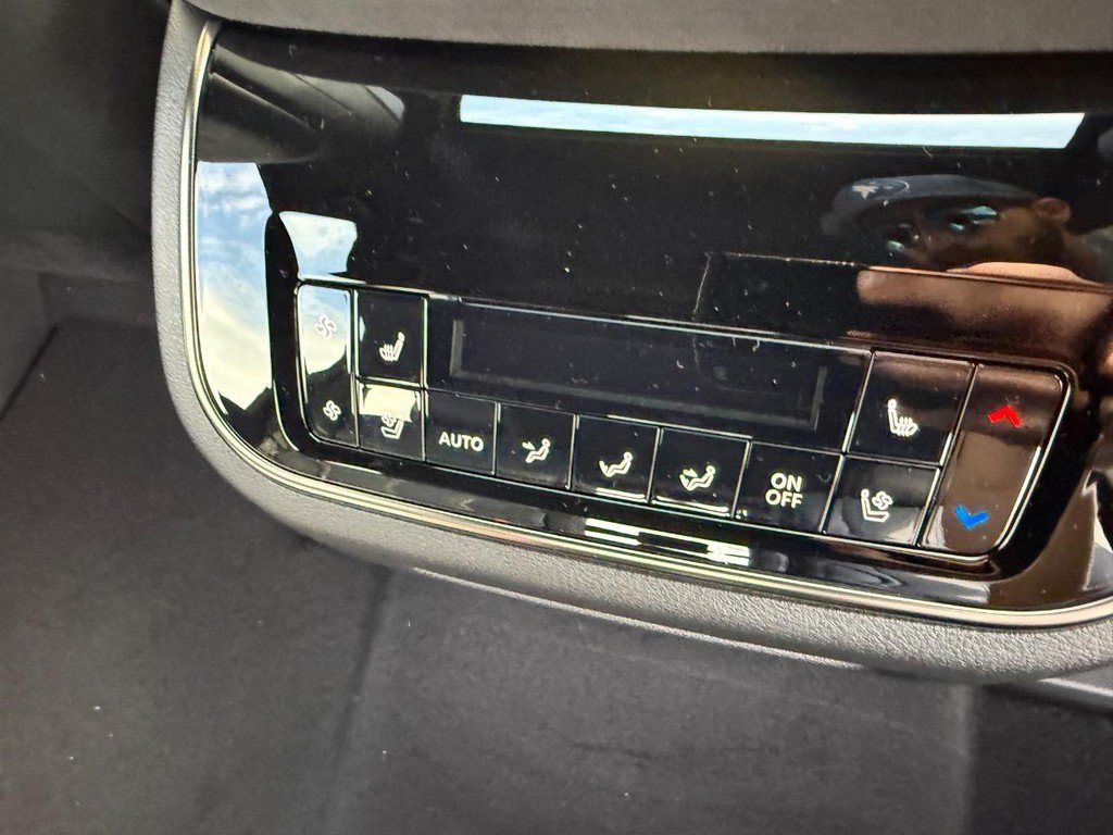 New 2027 INFINITI QX80 Sensory AWD/4WD image 7