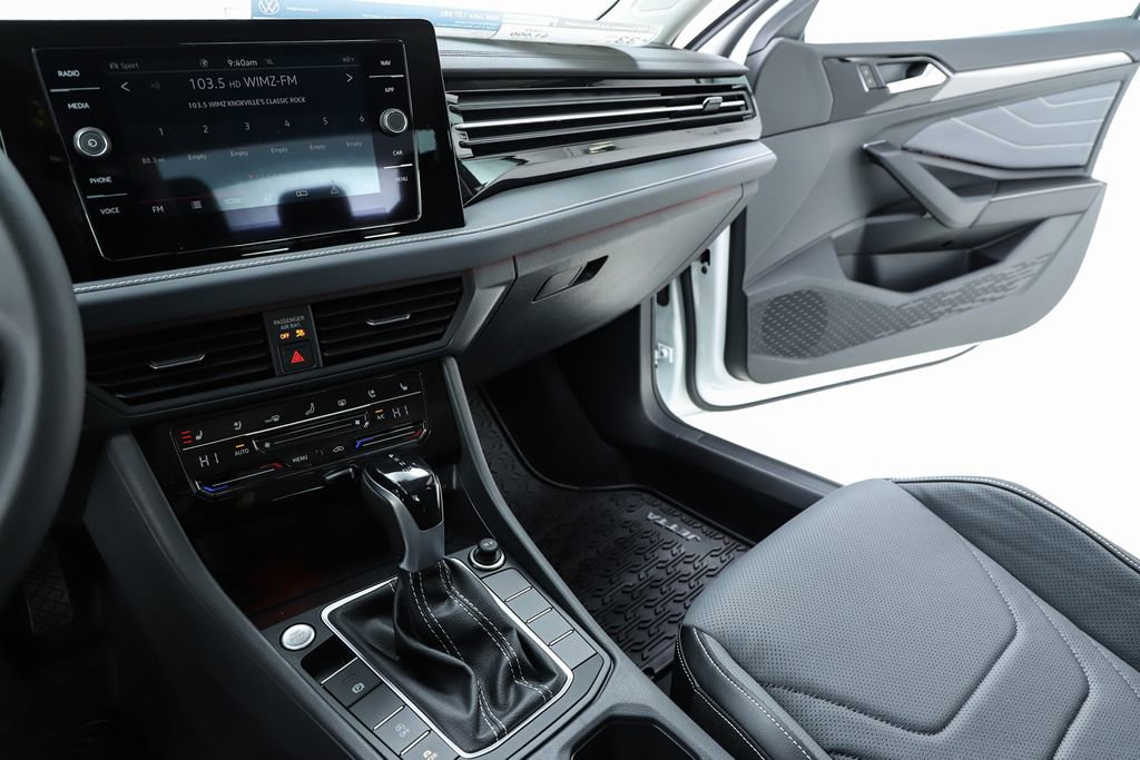 New 2026 Volkswagen Jetta SEL FWD image 61