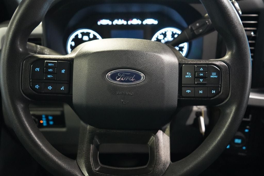 Used 2025 Ford F250 XL AWD/4WD image 12