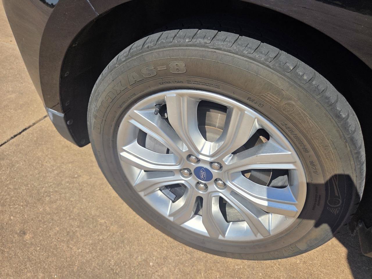 Used 2021 Ford Edge Titanium FWD image 20