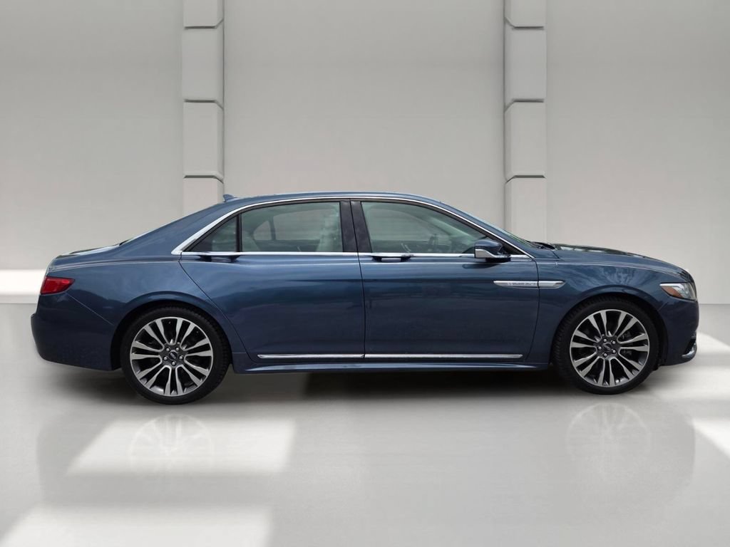 Used 2019 Lincoln Continental Select FWD image 9