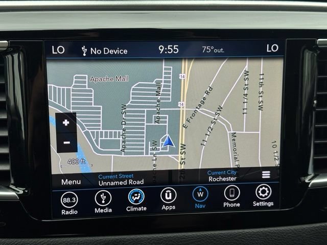 Used 2019 Chrysler Pacifica Touring Plus w/ S Appearance Package FWD image 3