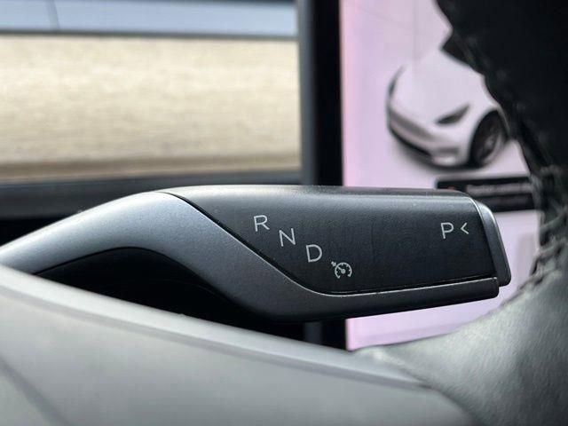 Used 2020 Tesla Model Y Long Range AWD/4WD image 40