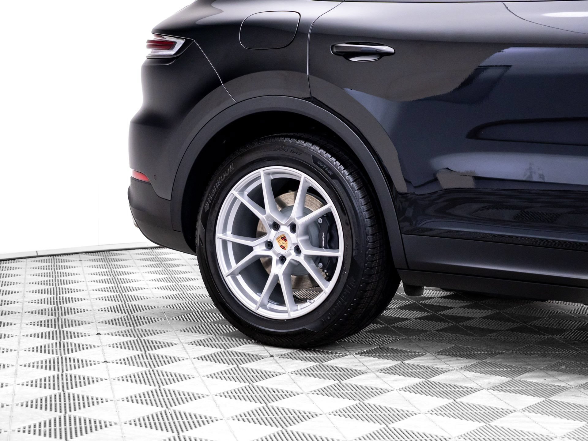 New 2026 Porsche Cayenne AWD/4WD image 34