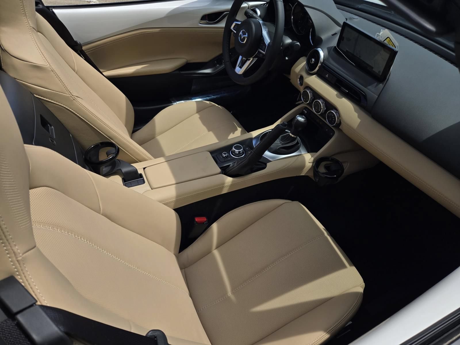 New 2026 MAZDA MX-5 Miata RF Grand Touring RWD image 12