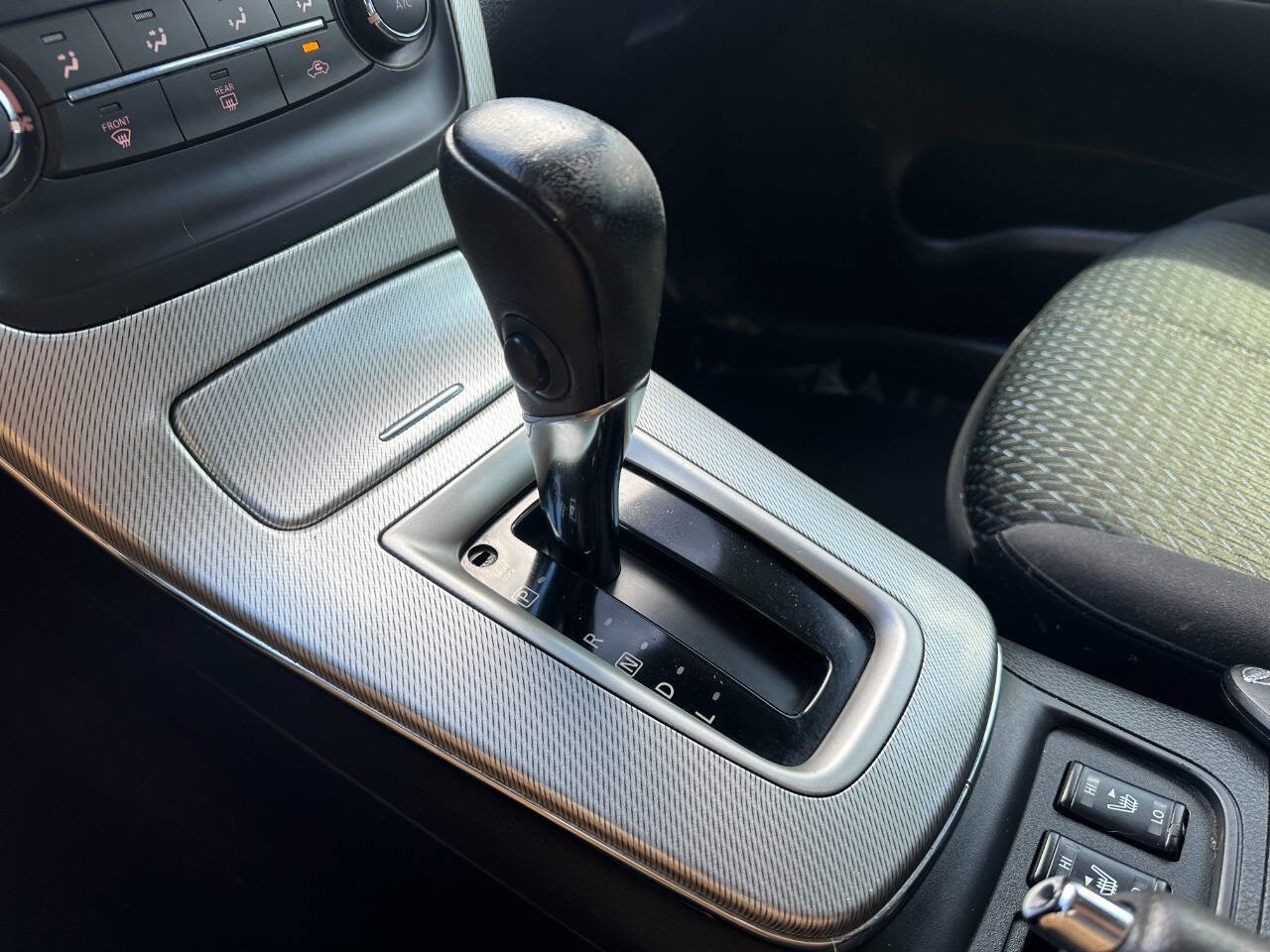 Used 2015 Nissan Sentra SR image 41