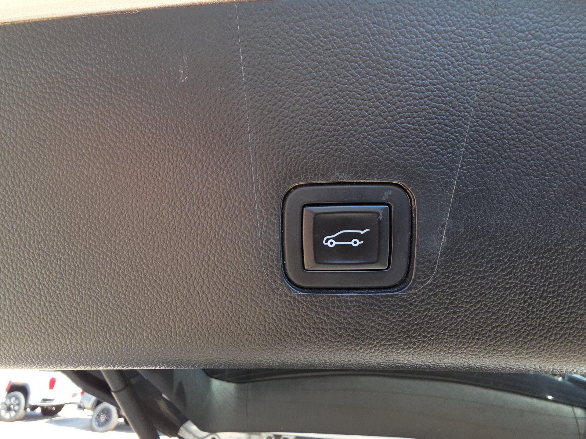 Used 2019 Chevrolet Traverse Premier w/ LPO, Floor Liner Package AWD/4WD image 34