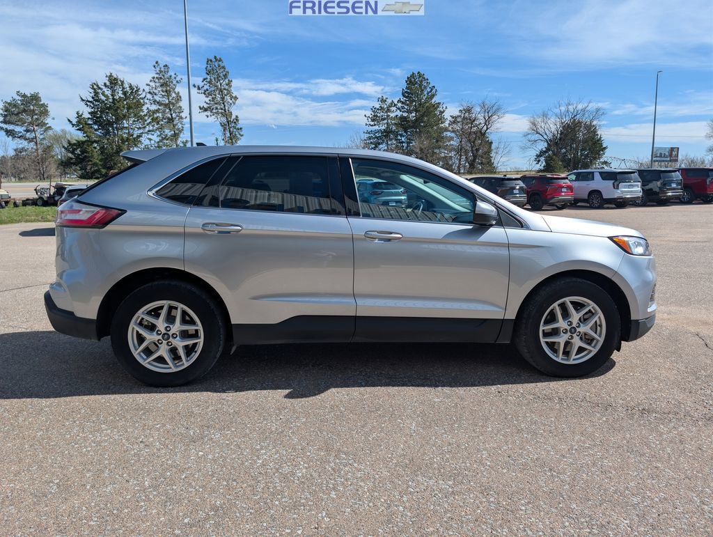 Used 2022 Ford Edge SEL w/ Convenience Package image 6