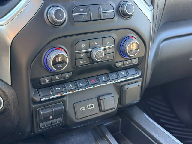 Used 2020 Chevrolet Silverado 1500 LTZ w/ LTZ Plus Package AWD/4WD image 18