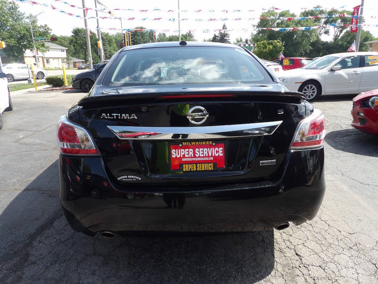 Used 2015 Nissan Altima 2.5 S w/ Special Edition Package FWD image 4
