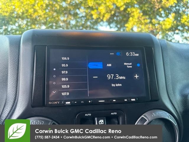Used 2018 Jeep Wrangler Unlimited Sport S AWD/4WD image 23