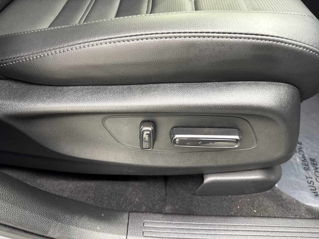 Used 2025 Honda CR-V EX-L image 48