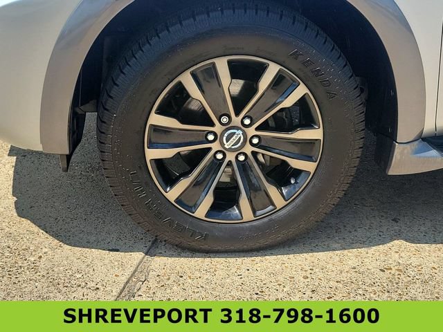 Used 2017 Nissan Armada Platinum w/ Captain Seat Package RWD image 34