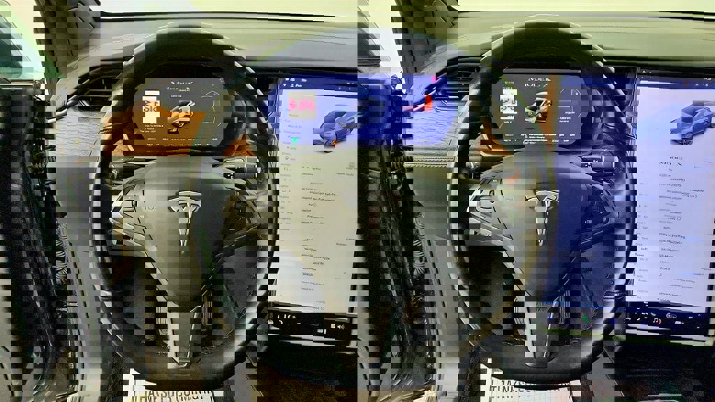 Used 2020 Tesla Model X Long Range image 13