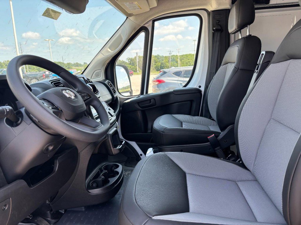 New 2025 RAM ProMaster 1500 w/ Convenience Group FWD image 13
