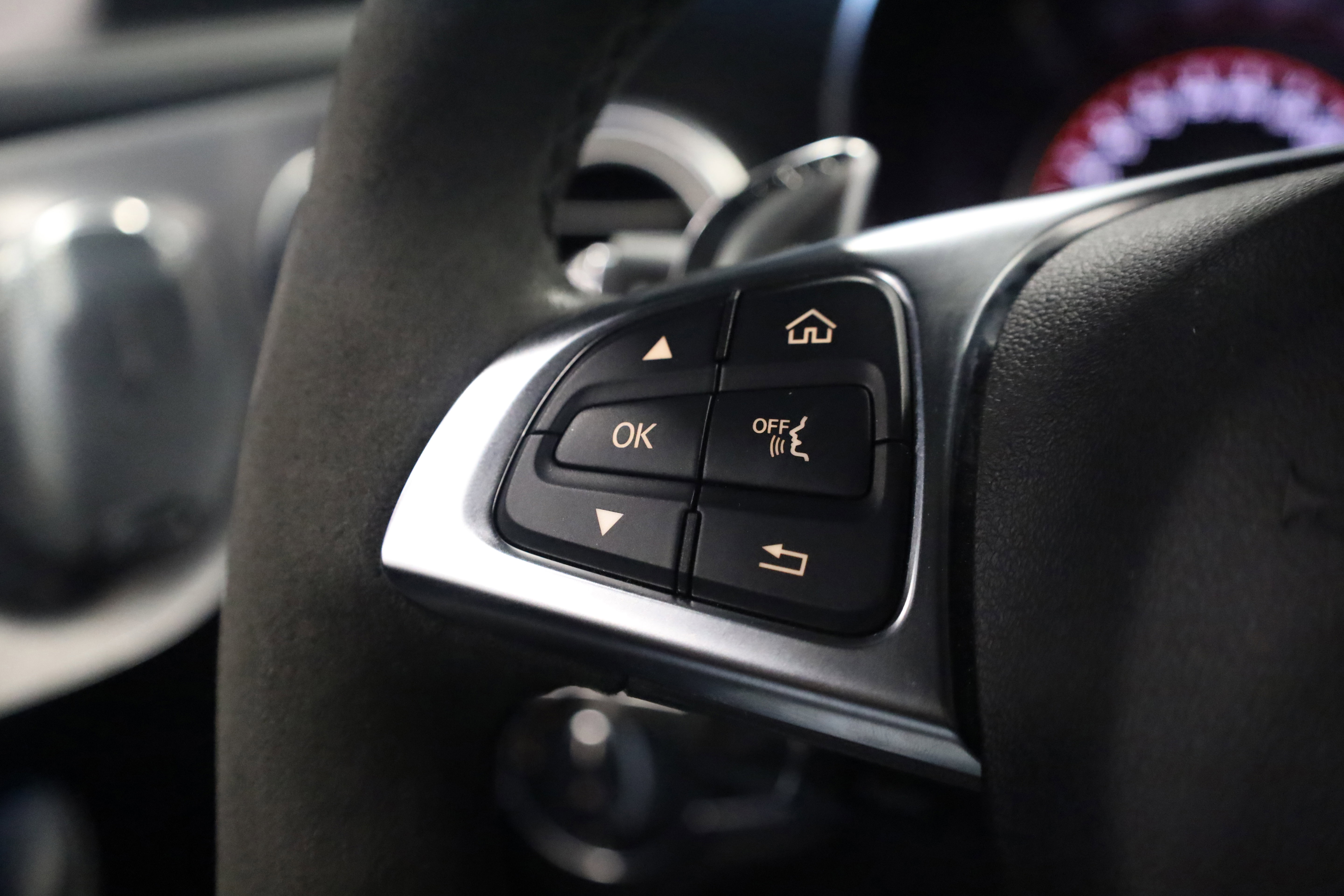 Used 2018 Mercedes-Benz C 63 AMG S image 24