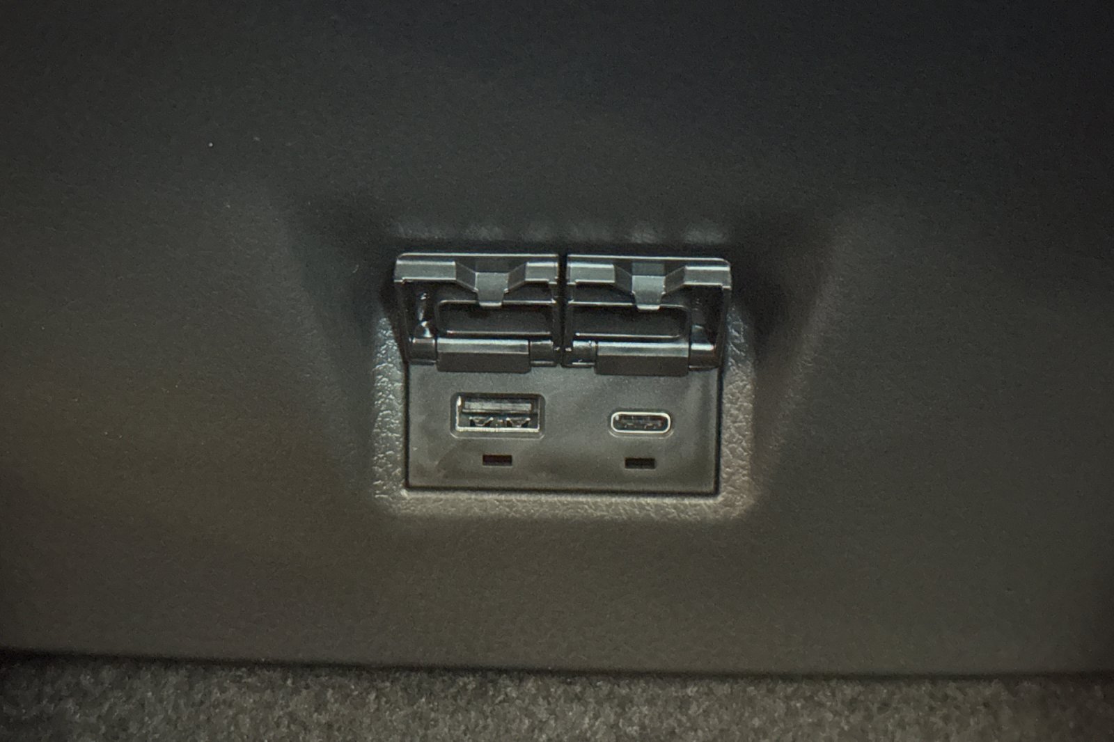 New 2026 Toyota Camry SE FWD image 15
