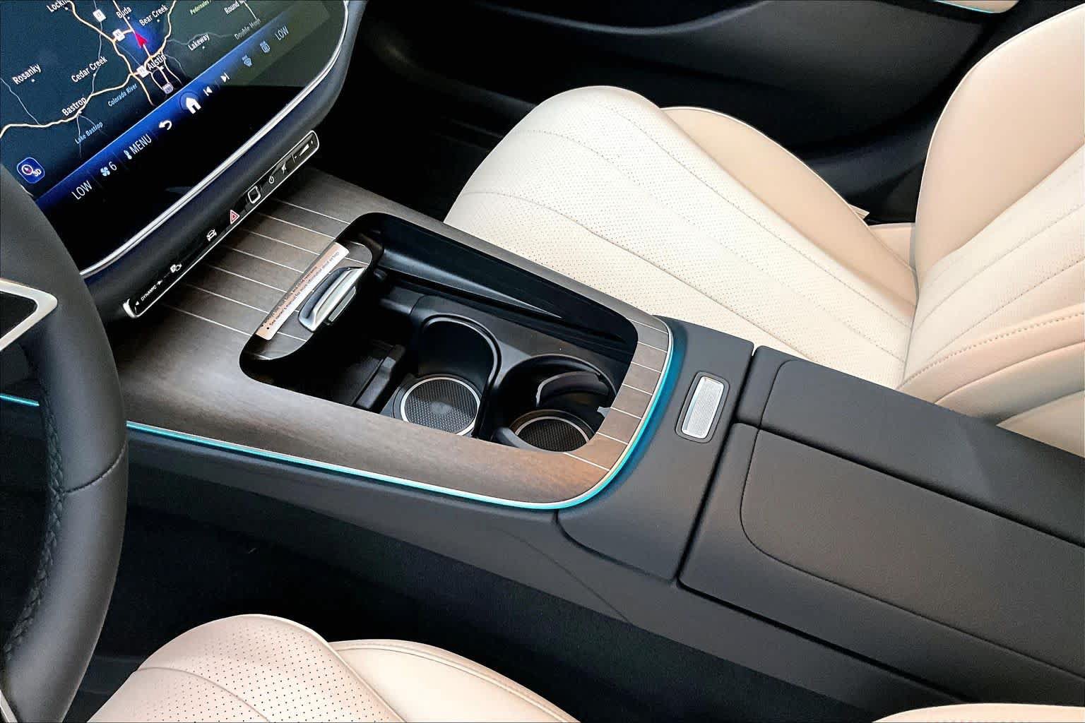 New 2026 Mercedes-Benz E 350 4MATIC Sedan image 7