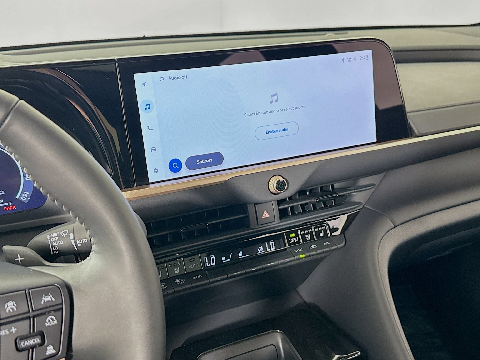 Certified 2025 Toyota Crown Signia w/ Advanced Technology Package AWD/4WD image 16