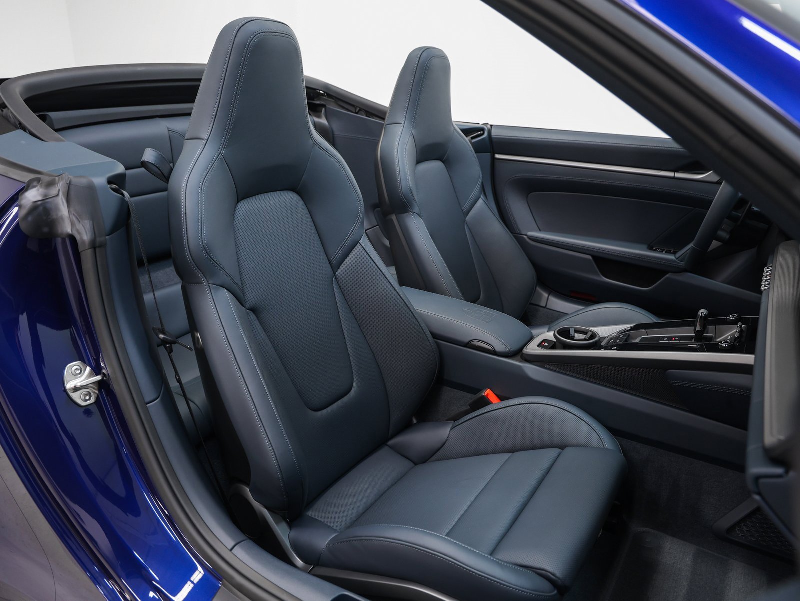 Used 2025 Porsche 911 Carrera image 29