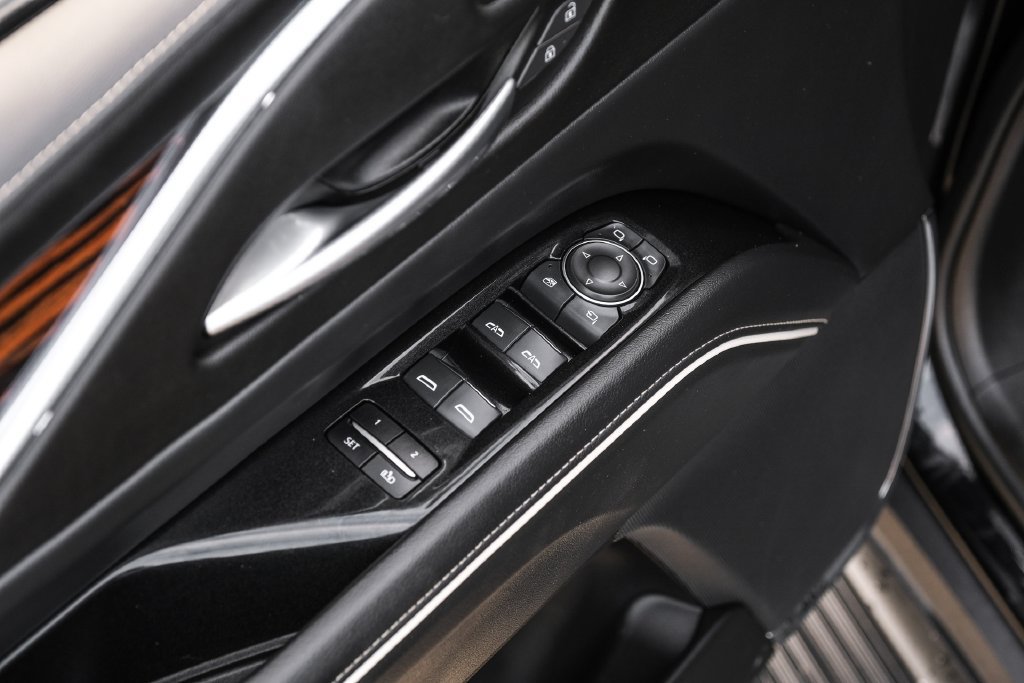 Used 2023 Cadillac Escalade ESV Premium Luxury RWD image 52