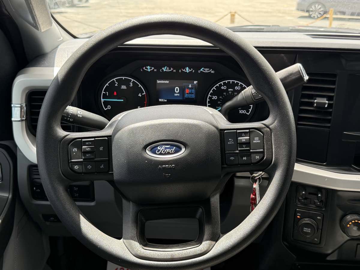 Used 2023 Ford F350 XL w/ XL Driver Assist Package AWD/4WD image 31