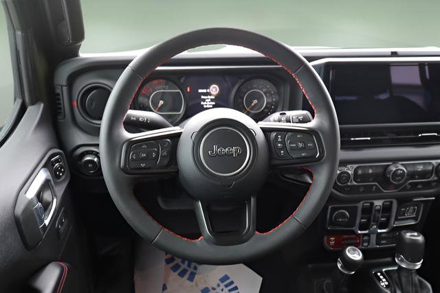 Used 2021 Jeep Wrangler Unlimited Sahara w/ Cold Weather Group image 23