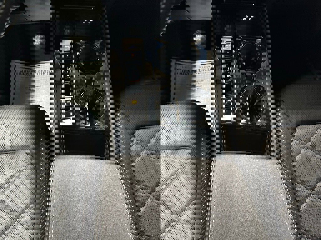 Used 2025 Volkswagen Atlas Cross Sport SE image 40