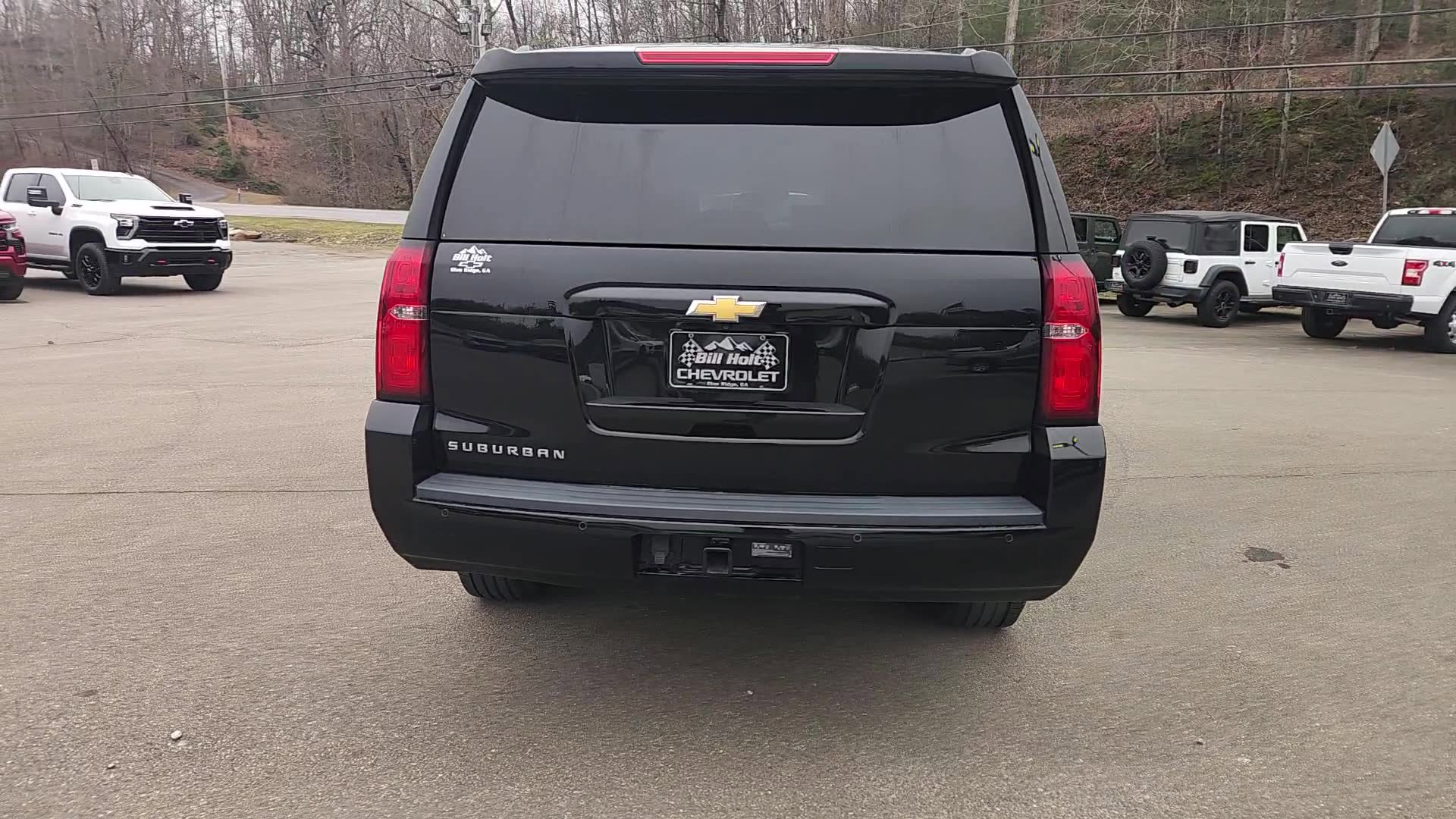 Used 2018 Chevrolet Suburban LT image 19