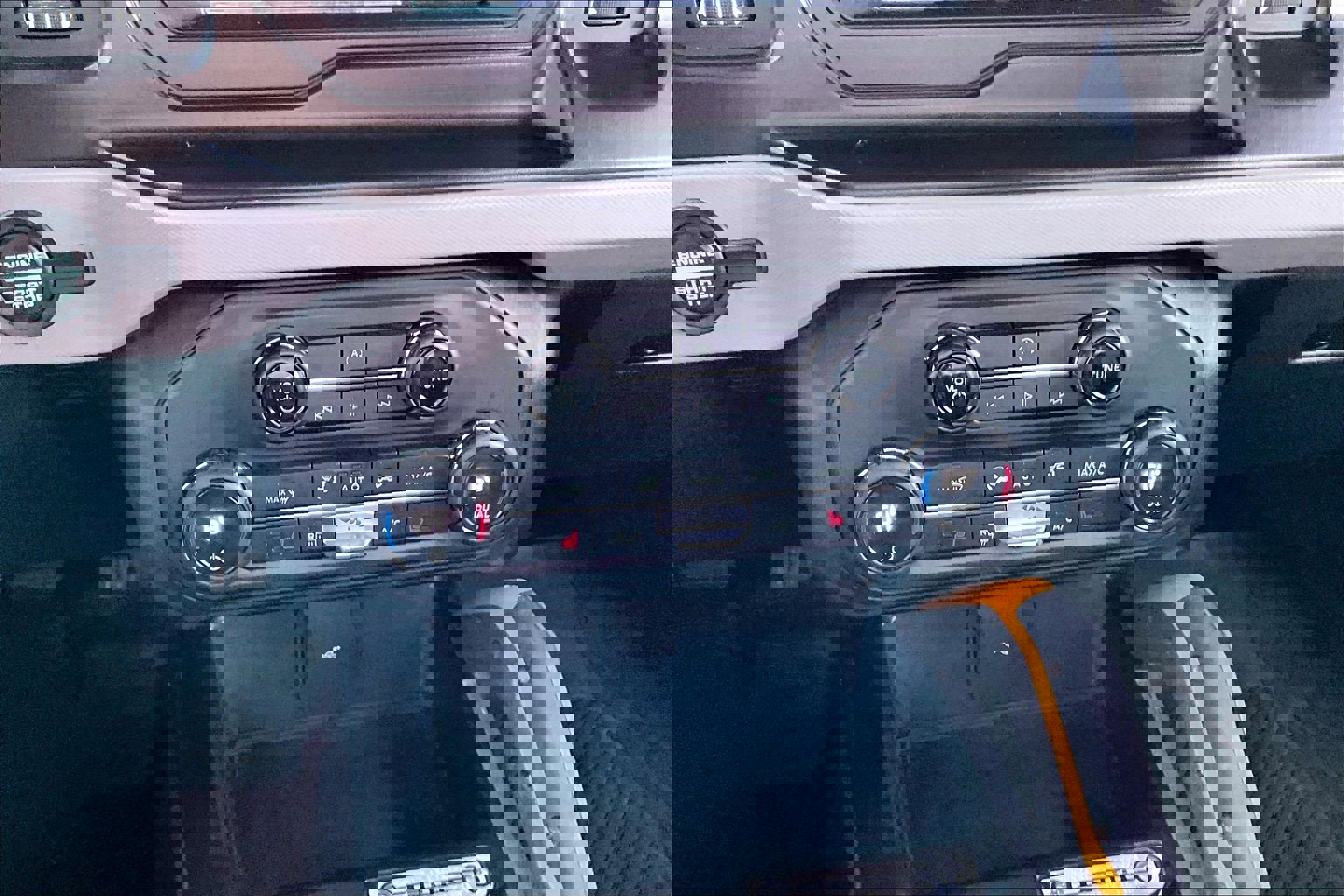 Used 2021 Ford Bronco Badlands w/ Sasquatch Package image 15