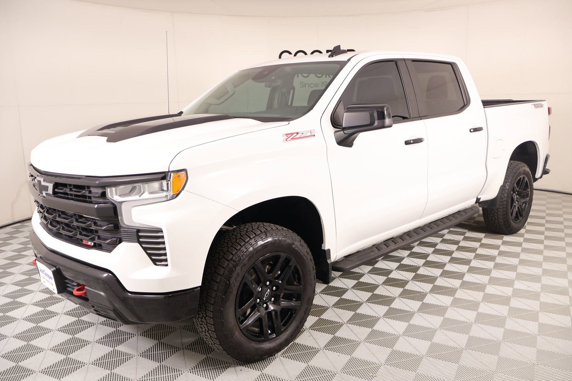 Used 2023 Chevrolet Silverado 1500 LT Trail Boss w/ Protection Package AWD/4WD image 11