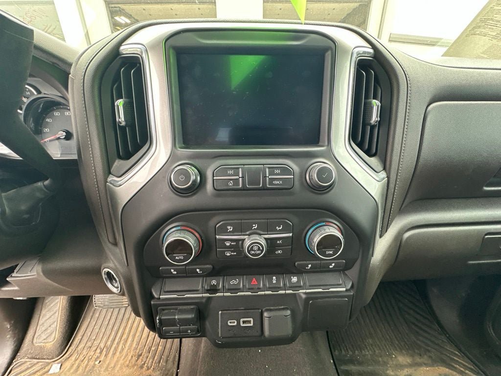 Used 2019 Chevrolet Silverado 1500 LT w/ Texas Edition RWD image 14