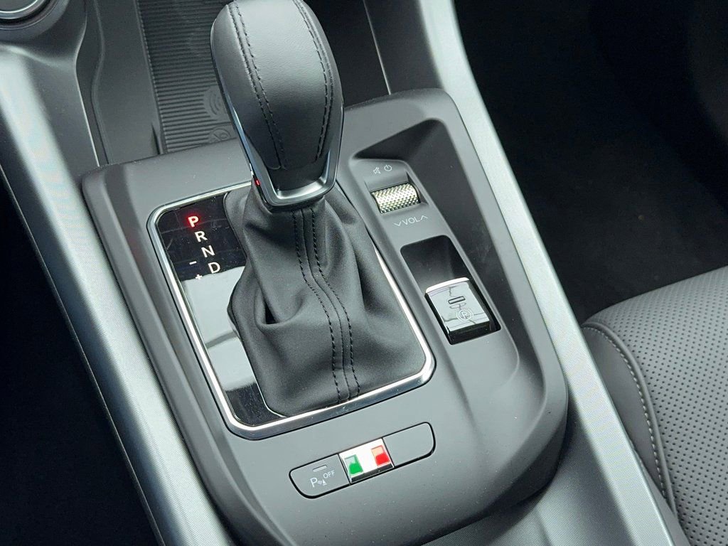 New 2025 Alfa Romeo Tonale w/ Premium Package image 30