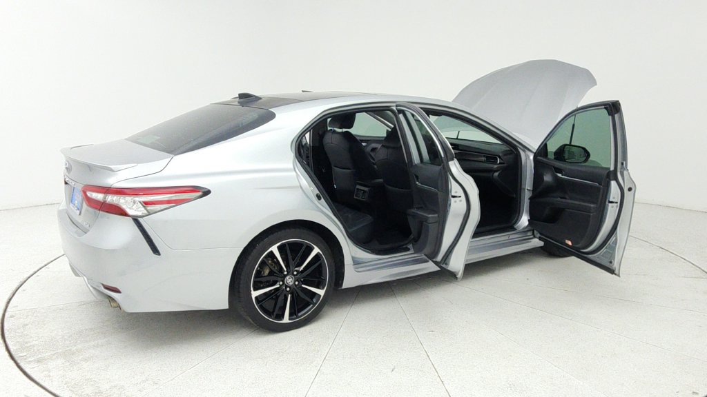 Used 2019 Toyota Camry XSE FWD image 12