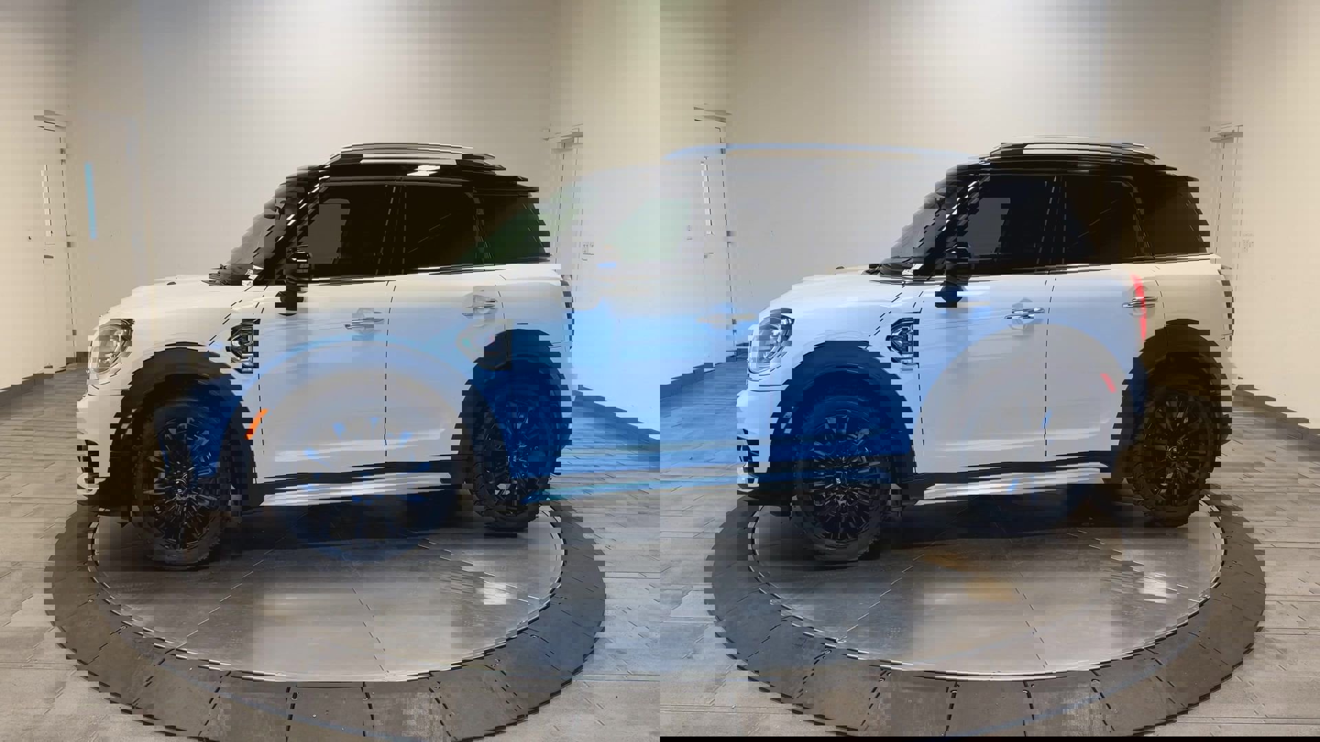 Used 2017 MINI Cooper Countryman S image 4