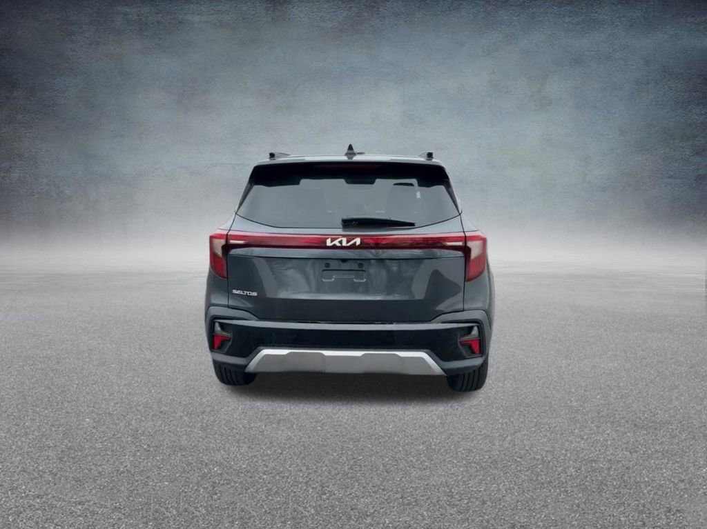 Used 2024 Kia Seltos EX image 19
