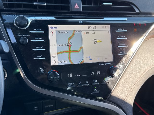 Used 2019 Toyota Camry XLE w/ Navigation Package FWD image 26